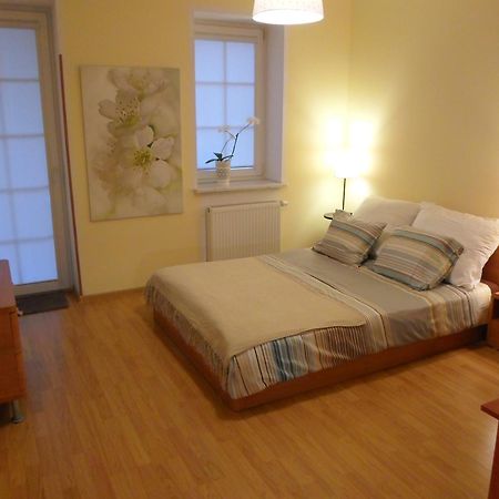 Villa Jeziorki 71 ワルシャワ 部屋 写真