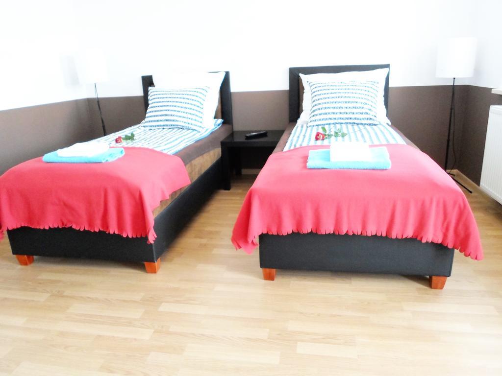 Villa Jeziorki 71 ワルシャワ 部屋 写真